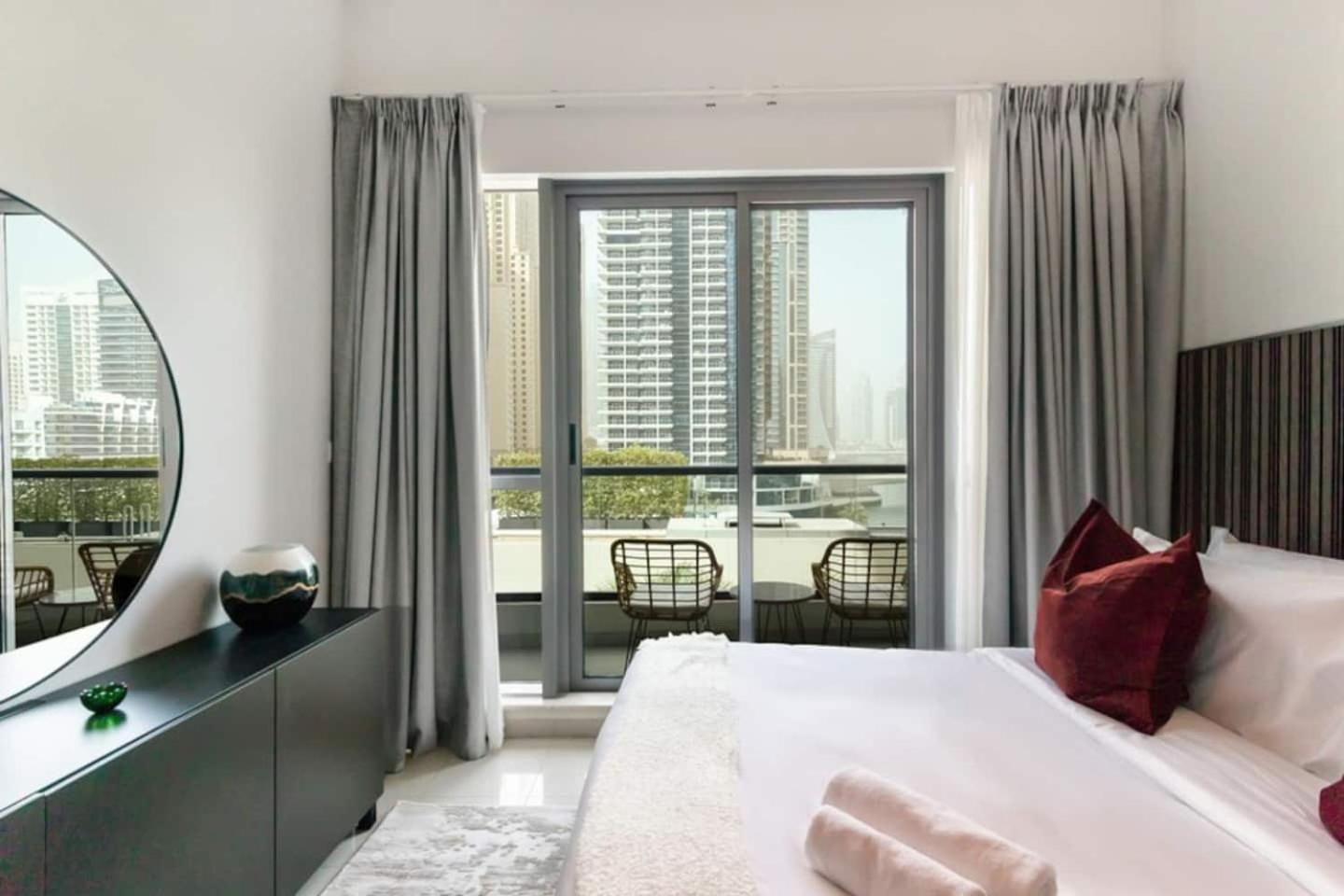Luxurious 1 Bedroom Apartment In The Dubai Marina! Exteriér fotografie