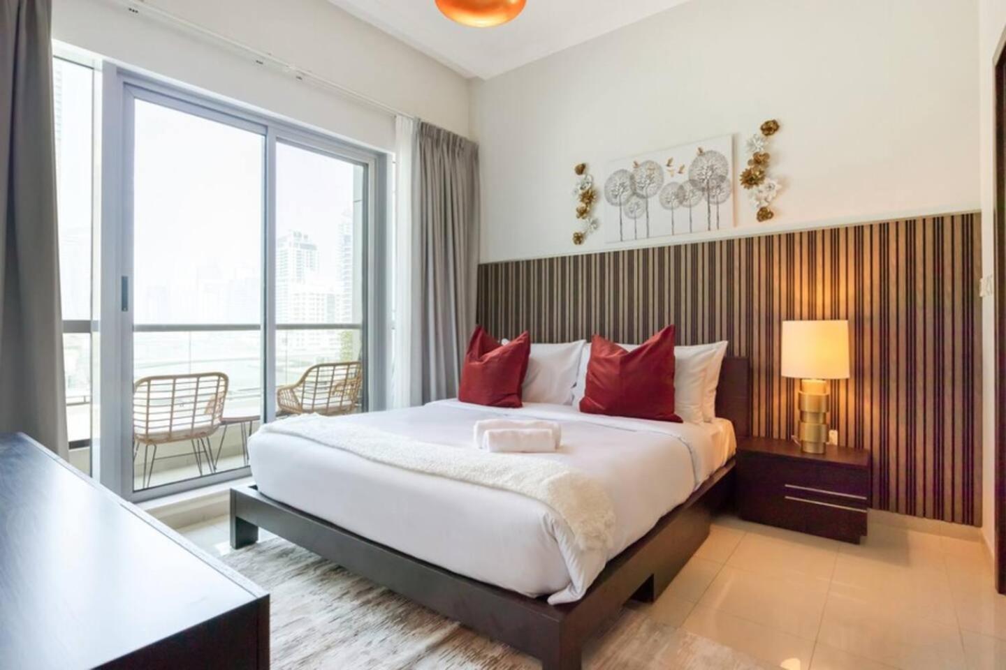 Luxurious 1 Bedroom Apartment In The Dubai Marina! Exteriér fotografie