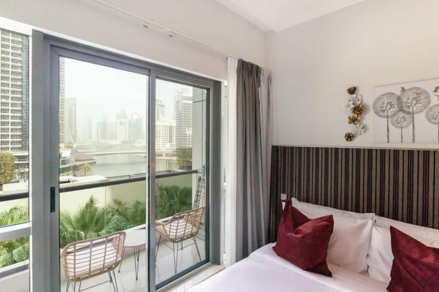 Luxurious 1 Bedroom Apartment In The Dubai Marina! Exteriér fotografie